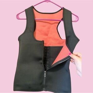 Black and Coral Zip-Up Vest New 🆕